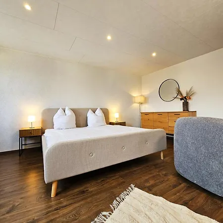 アパート Living Stilvolle Nahe Bernkastel-kues, Disneyplus, Netflix, Grosser Tv & Parkplatz