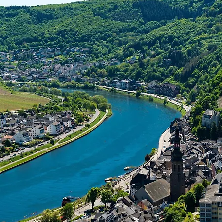 Living Stilvolle Nahe Bernkastel-kues, Disneyplus, Netflix, Grosser Tv & Parkplatz Apartment *