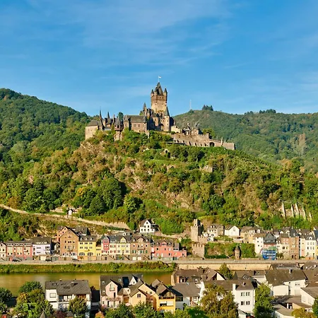 アパート Living Stilvolle Nahe Bernkastel-kues, Disneyplus, Netflix, Grosser Tv & Parkplatz *