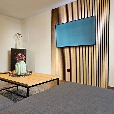 Living Stilvolle Nahe Bernkastel-kues, Disneyplus, Netflix, Grosser Tv & Parkplatz Apartment Longkamp